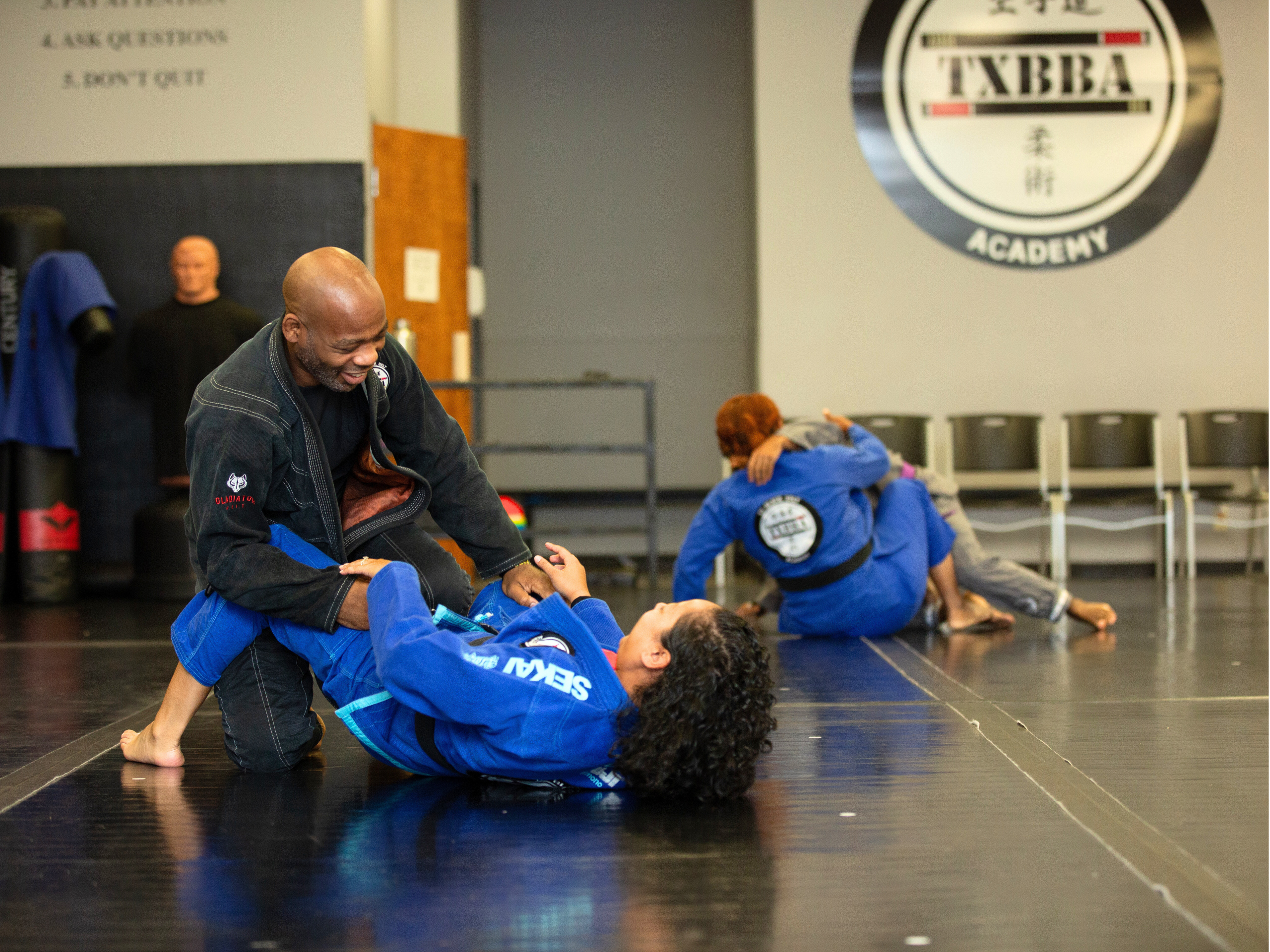 Kickboxing vs. Traditional Cardio: What Actually Keeps You Coming Back